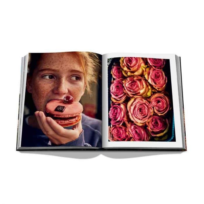 PARIS CHIC COFFEE TABLE BOOK - كتاب طاولة القهوة PARIS CHIC | ASSOULINE - ملاشيت PARIS CHIC COFFEE TABLE BOOK - كتاب طاولة القهوة PARIS CHIC | ASSOULINE - ملاشيت