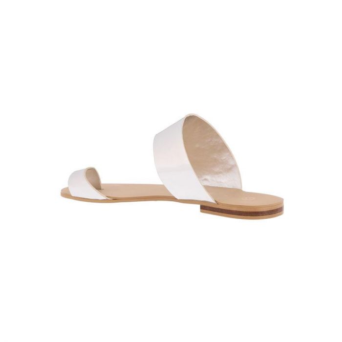 WOMEN STRAP CHROME SANDAL - صندل كروم نسائي | RK - آر كي WOMEN STRAP CHROME SANDAL - صندل كروم نسائي | RK - آر كي