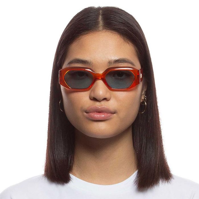 SUNGLASSES SLAPTRASH  ORANGE SODA AQUA BLUE  M - نظارات شمسية SLAPTRASH بلون البرتقالي صودا / أكوا، مقاس: متوسط | LE SPECS - لو سبكس