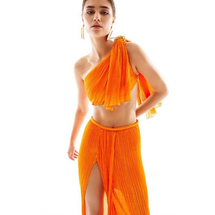 ONE SHOULDER CRUSHED CHIFFON CROP TOP - تنورة | RAISA VANESSA - رايسا فانيسا