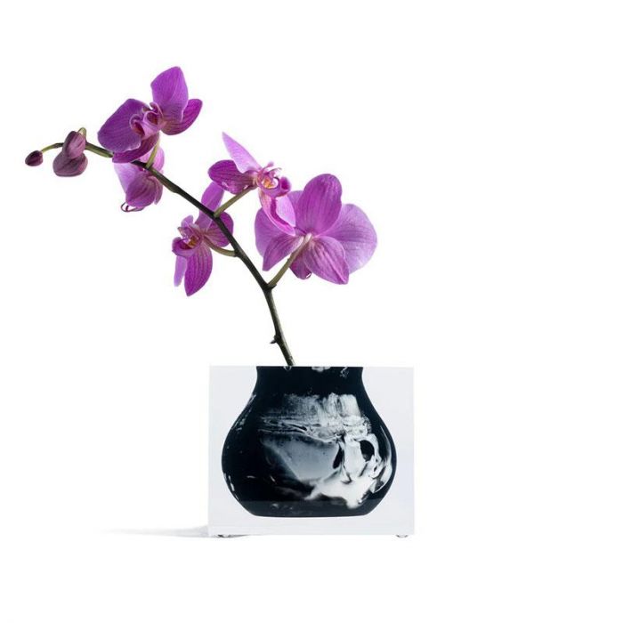 MOSCO BUD VASE BLACK MARBLE 4.9x4.9x4 - Ù…Ø²Ù‡Ø±ÙŠØ© Ù…ÙˆØ³ÙƒÙˆ Ø§Ù„Ø±Ø®Ø§Ù… Ø§Ù„Ø£Ø³ÙˆØ¯ØŒ 4.9x4.9x4 | JR WILLIAM - ج. ر. ويليام
