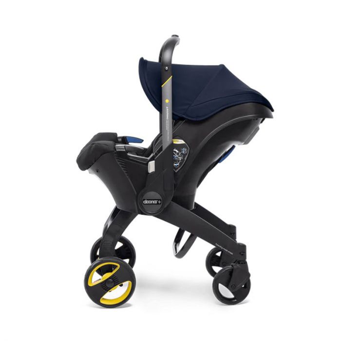 DOONA CAR SEAT ROYAL BLUE WITH ISOFIX BASE - قطع متنوعة للأطفال | DOONA - دونا