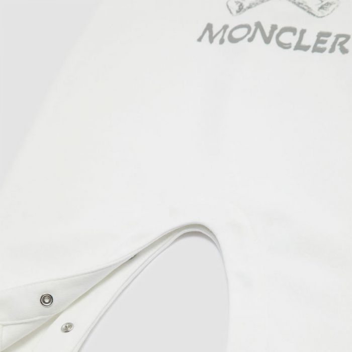 NEWBORN OVERALL - بدلة من قطعة واحدة | MONCLER - مونكلير NEWBORN OVERALL - بدلة من قطعة واحدة | MONCLER - مونكلير