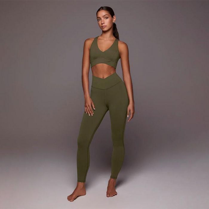 RAY V-NECK LONGLINE BRA - حمالة صدر رياضية | MICHI - ميتشي RAY V-NECK LONGLINE BRA - حمالة صدر رياضية | MICHI - ميتشي