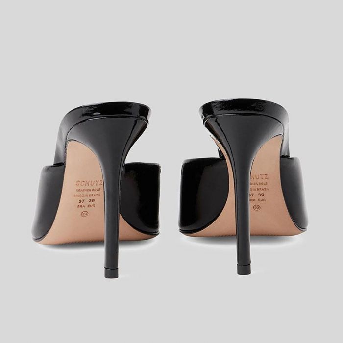 CLOSED MULE - صنادل نسائية | SCHUTZ - شوتز CLOSED MULE - صنادل نسائية | SCHUTZ - شوتز