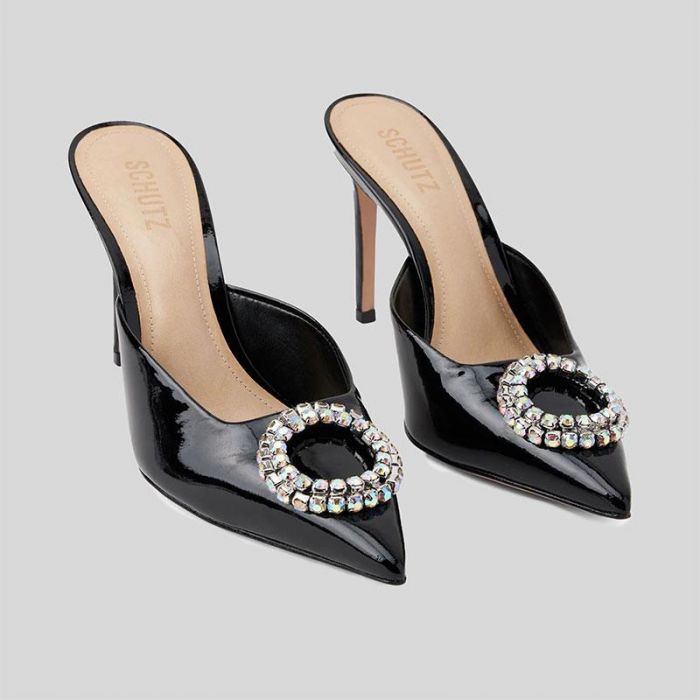 CLOSED MULE - صنادل نسائية | SCHUTZ - شوتز CLOSED MULE - صنادل نسائية | SCHUTZ - شوتز