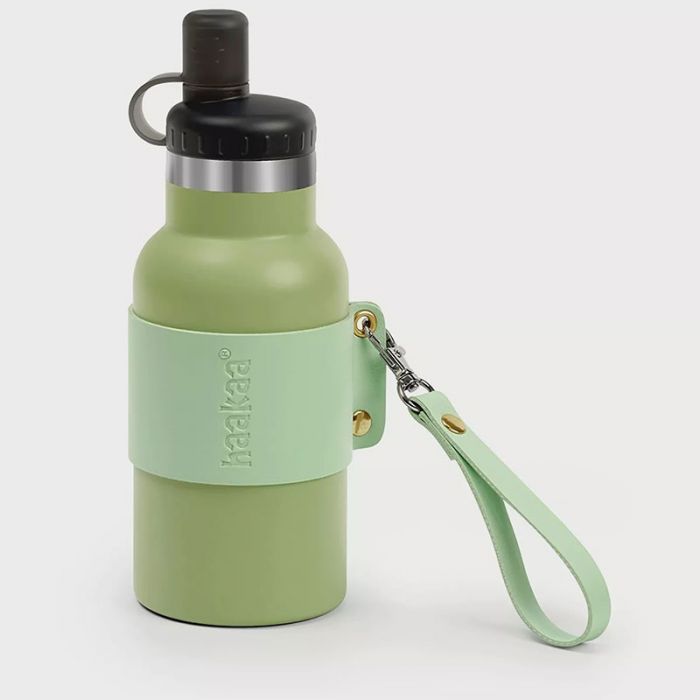 EASY-CARRY INSULATED WATER BOTTLE - AVOCADO - زجاجة رضاعة | HAAKAA - هاكا EASY-CARRY INSULATED WATER BOTTLE - AVOCADO - زجاجة رضاعة | HAAKAA - هاكا