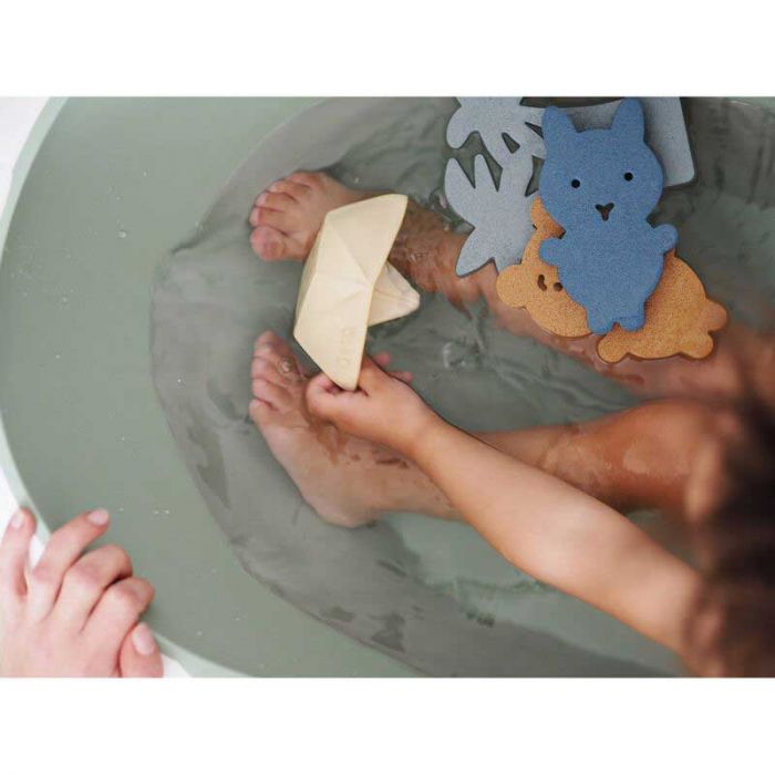 BABY BATH CAMELE’O 1ST AGE SAGE GREEN - إكسسوارات | BEABA - بيابا BABY BATH CAMELE’O 1ST AGE SAGE GREEN - إكسسوارات | BEABA - بيابا