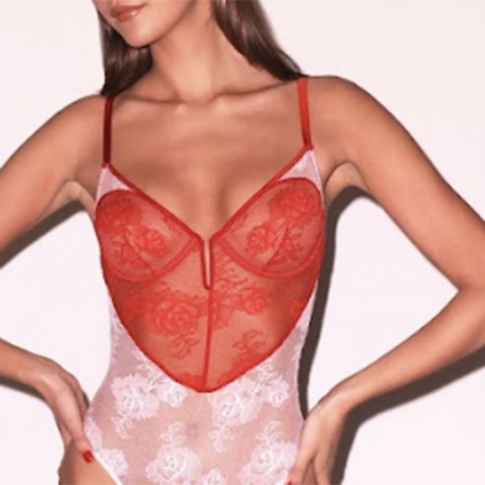 BOUQUET LACE HEART BODYSUIT - بدلة من قطعة واحدة | FLEUR DU MAL -فلور دو مال BOUQUET LACE HEART BODYSUIT - بدلة من قطعة واحدة | FLEUR DU MAL -فلور دو مال