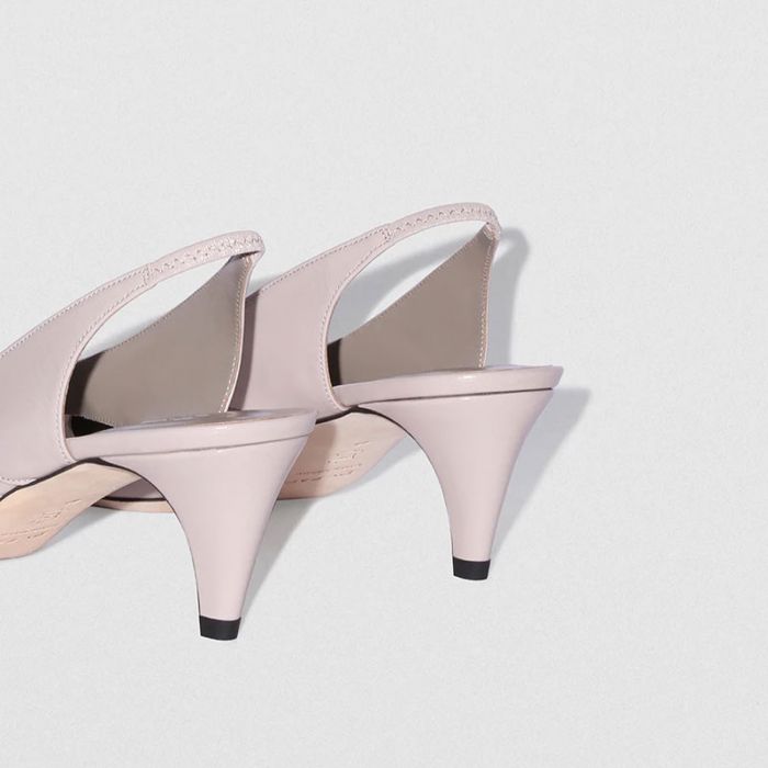 RUNA SLING BACK - صندل | BY FAR - باي فار RUNA SLING BACK - صندل | BY FAR - باي فار
