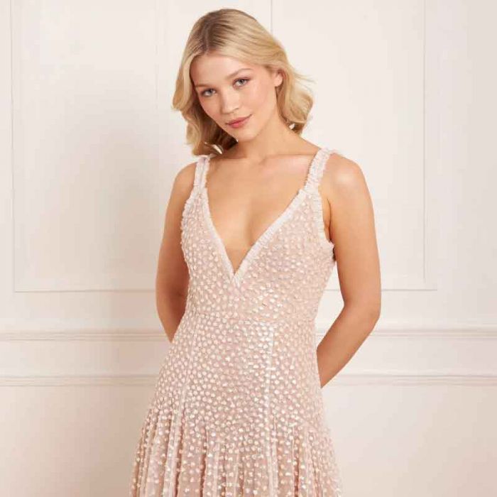 SEQUIN CASCADE CAMI PLUNGE GOWN - فستان | NEEDLE & THREAD - نيدل & ثريد SEQUIN CASCADE CAMI PLUNGE GOWN - فستان | NEEDLE & THREAD - نيدل & ثريد