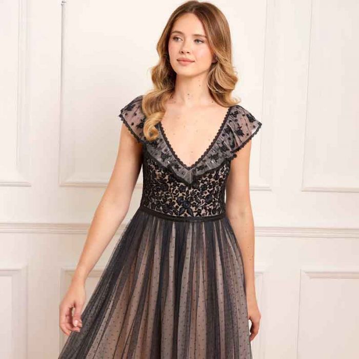 ADELINE BODICE ANKLE GOWN - فستان | NEEDLE & THREAD - نيدل & ثريد ADELINE BODICE ANKLE GOWN - فستان | NEEDLE & THREAD - نيدل & ثريد
