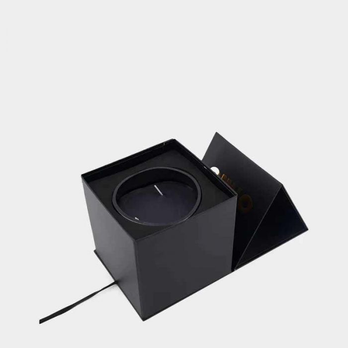 CAPE S SMOKED GREY MUSE: ONNO - شمعة معطرة | ONNO - أونو CAPE S SMOKED GREY MUSE: ONNO - شمعة معطرة | ONNO - أونو
