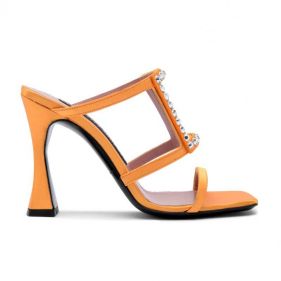 SANDAL - صندل