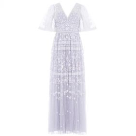 SWEETHEART LACE GOWN  - فستان دانتيل بقصة القلب