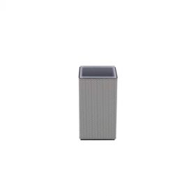 POSEIDON THOOTHBRUSH HOLDER 6X6X11.5 LIGHT GREY - حامل فرشاة الأسنان بوسيدون بحجم 6 × 6 × 11.5 سم لون رمادي فاتح