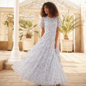 SCATTER DITSY EVELYN BACKLESS GOWN - مبعثر ديتسي إيفلين ثوب عارية الذراعين