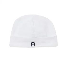 HAT - قبعة