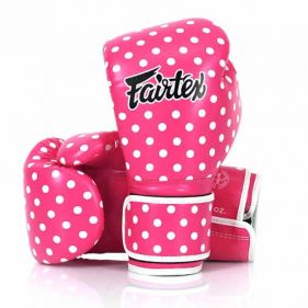 BOXING GLOVES - قفازات