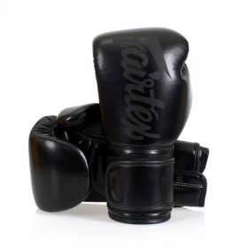 BOXING GLOVES - قفازات