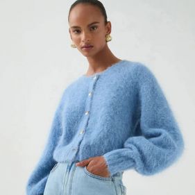 CELINE FLUFFY CARDIGAN - جاكيت صوف