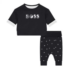 NEWBORN T-SHIRT+SWEATPANTS  - طقم أطفال 